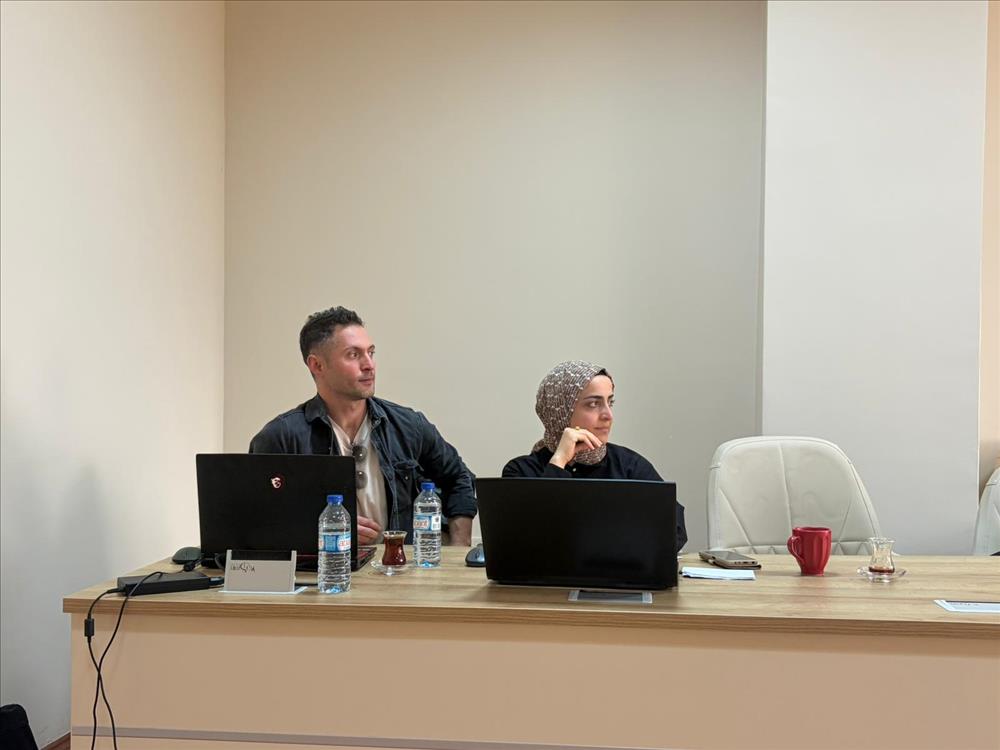 Kalite Komisyonu Toplantısı Öncesi Kalite ve Akreditasyon Çalışmaları Toplantısı Düzenlendi.